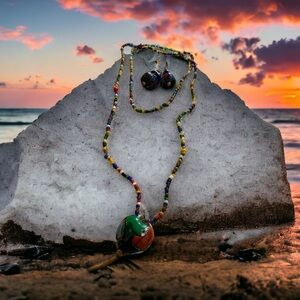 Vintage art glass necklace and earrings set